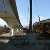 C10. Popri stavbe nového železničného mostu