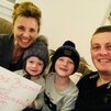 A4. V pondelok Elodie a Bertrand so synmi posielajú veľkú pusu z Paríža pre Slovensko
