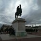 Druhý nocľah v Lyone. Socha kráľa Ľudovíta XIV. od Lemota na najväčšom námesti Place Bellecour