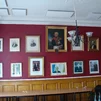 Galéria franc. prezidentov, v zlatom ráme bývalý starosta ostrova Belle ile